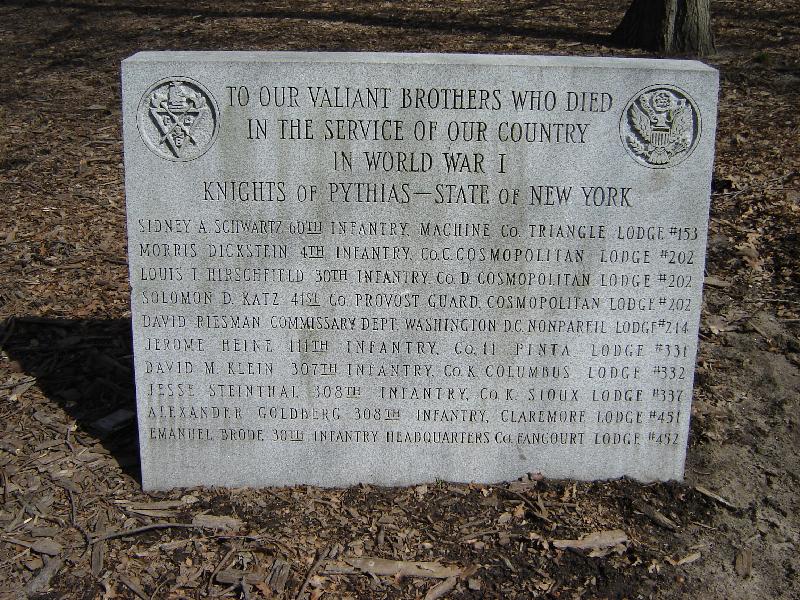 Zoom on the image : Knights of Pythias Memorial 